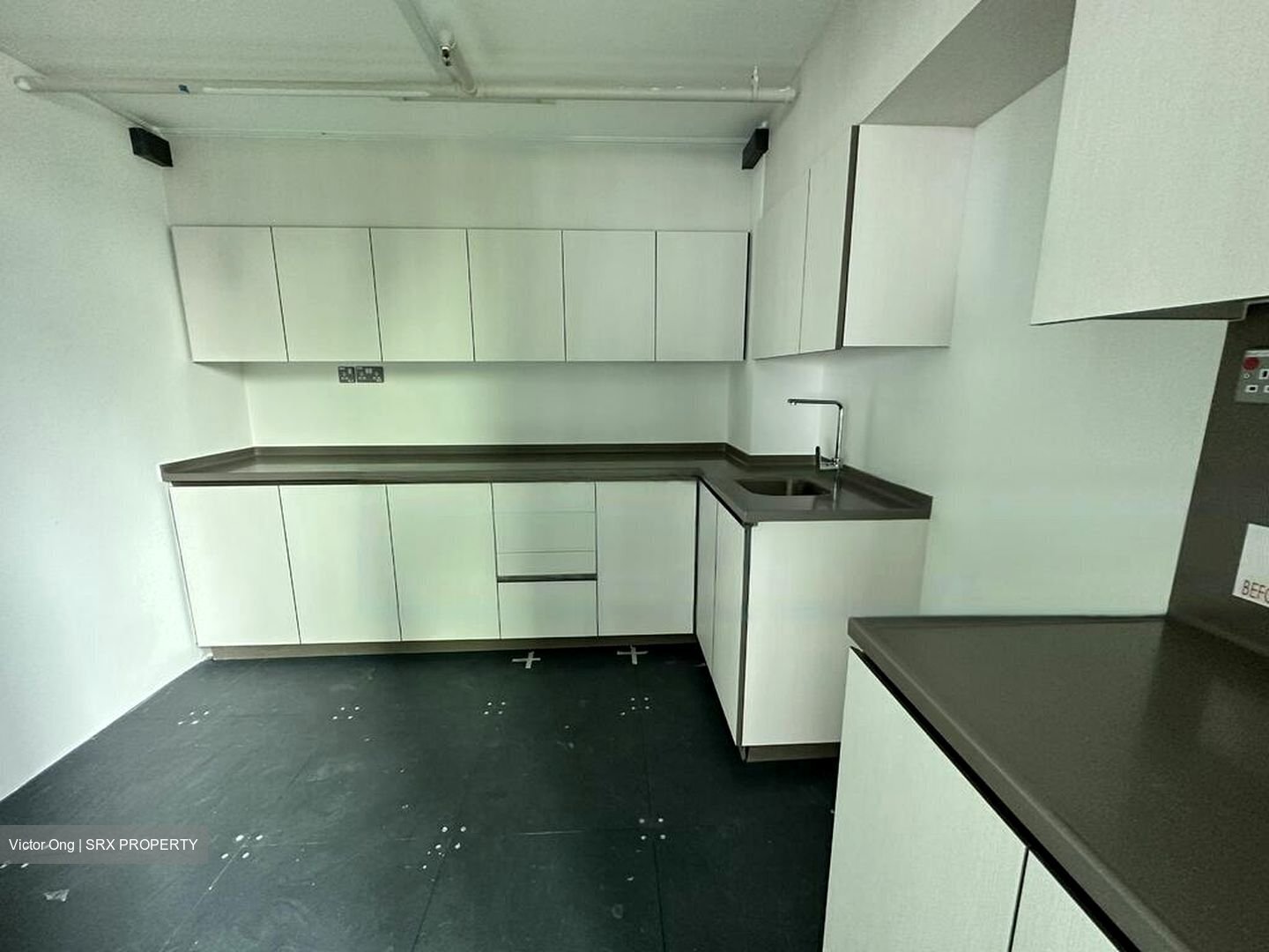 Altez (D2), Office #456718431